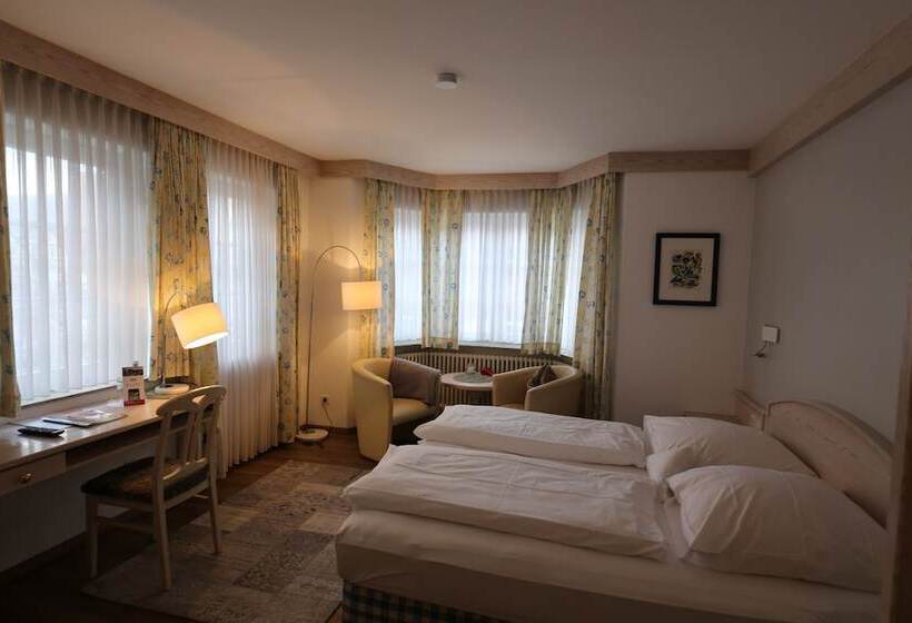 חדר סופריור, Restaurant & Metzgerei Rößle