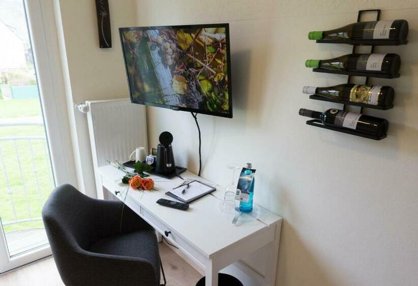 חדר אקונומי יחיד, Restaurant Sonnenlay