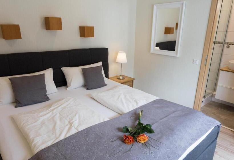 חדר סטנדרט, Restaurant Sonnenlay