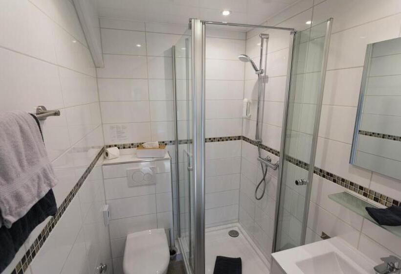 חדר אקונומי, Restaurant Sonnenlay