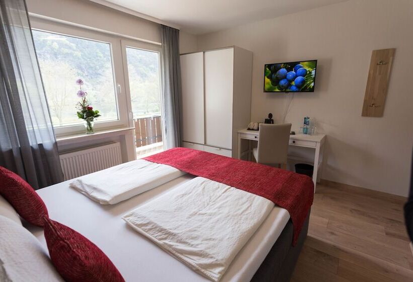 חדר אקונומי, Restaurant Sonnenlay