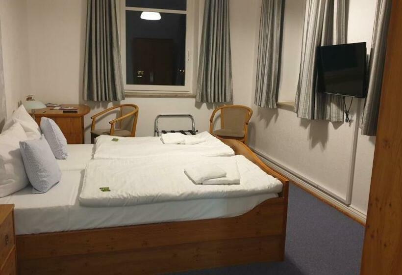 수피리어 룸, Schollers Restaurant &