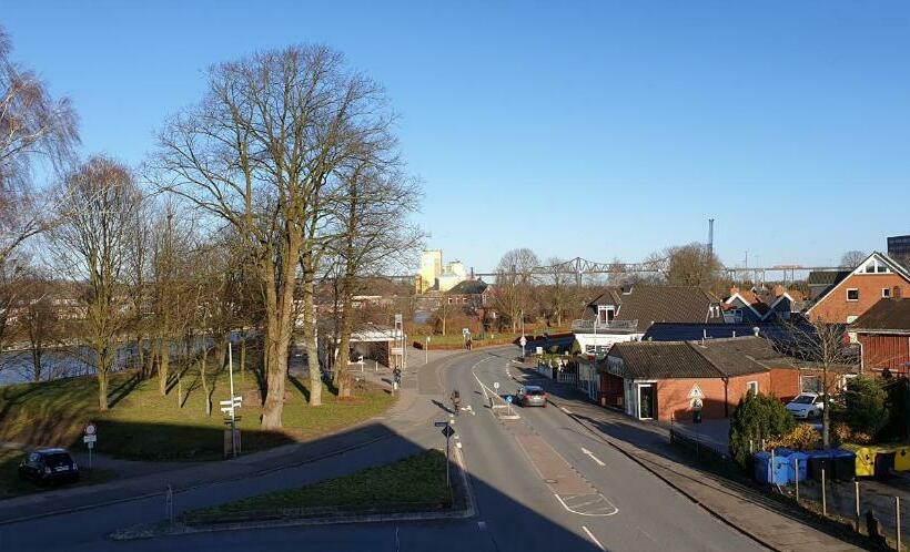 수피리어 룸, Schollers Restaurant &