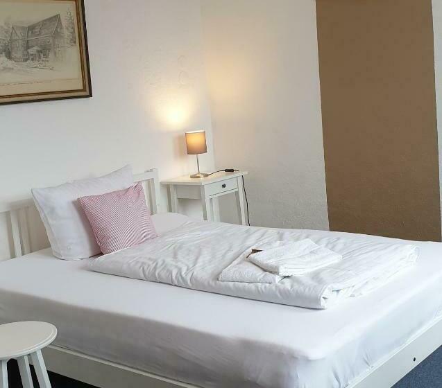 컴포트 싱글 룸, Schollers Restaurant &