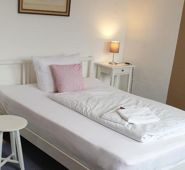 컴포트 싱글 룸, Schollers Restaurant &