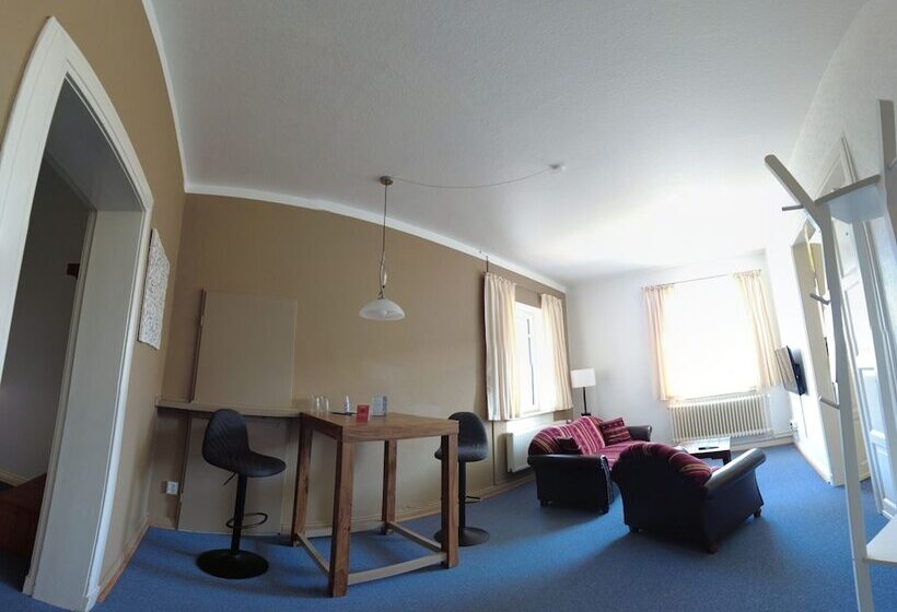 스위트, Schollers Restaurant &