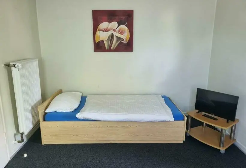 Huoneisto 2 Makuuhuonetta, Schwung