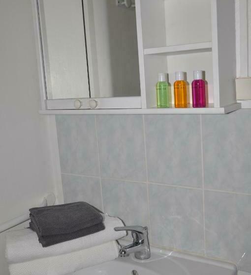 Студия Стандарт, Seayousoon Inn Cannes Studios