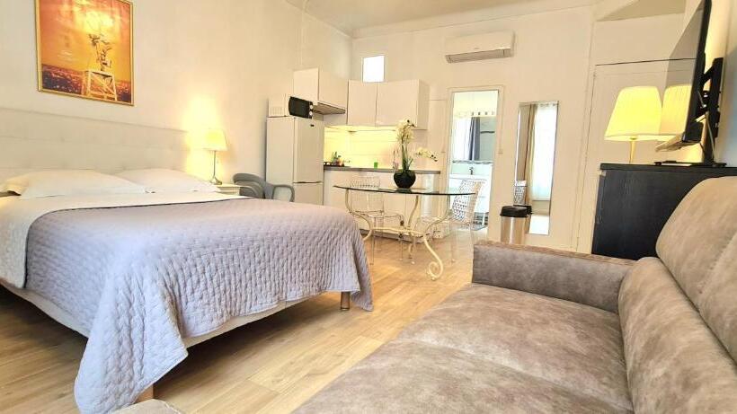 استودیو خانوادگی, Seayousoon Inn Cannes   Studios