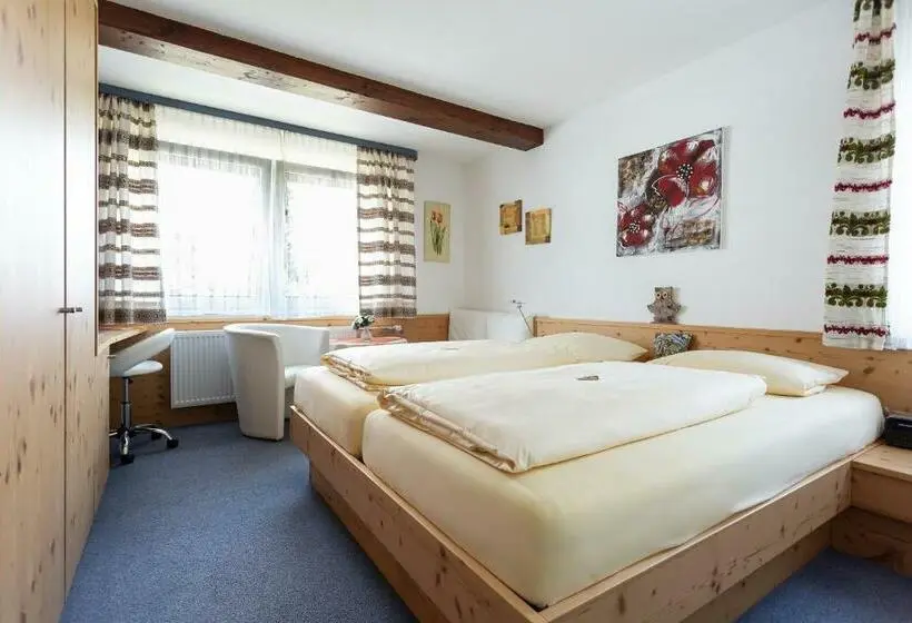 Quarto standard, Silberdistel