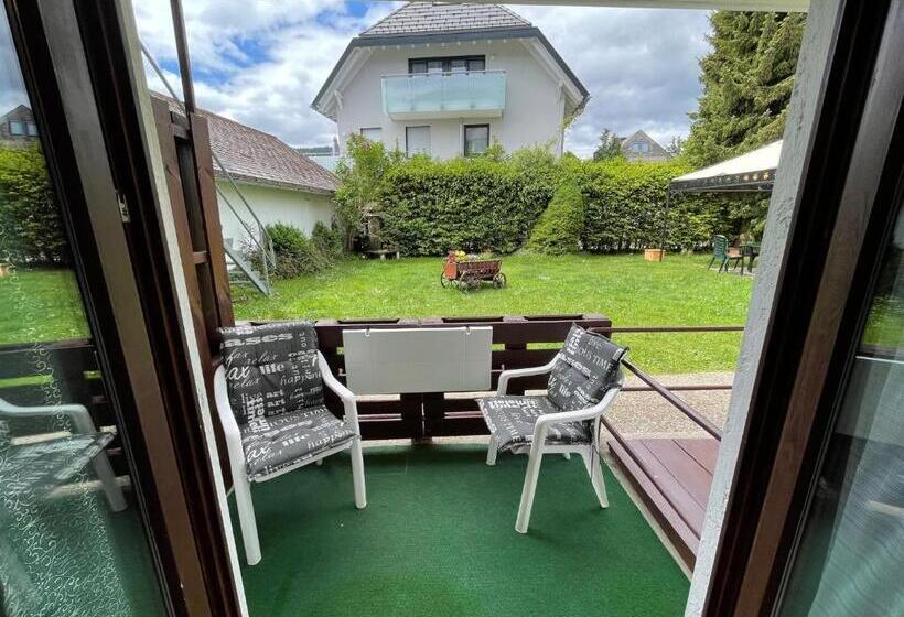 غرفة عائلية, Silberdistel