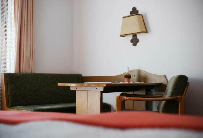 חדר סטנדרט עם מרפסת, St. Georg