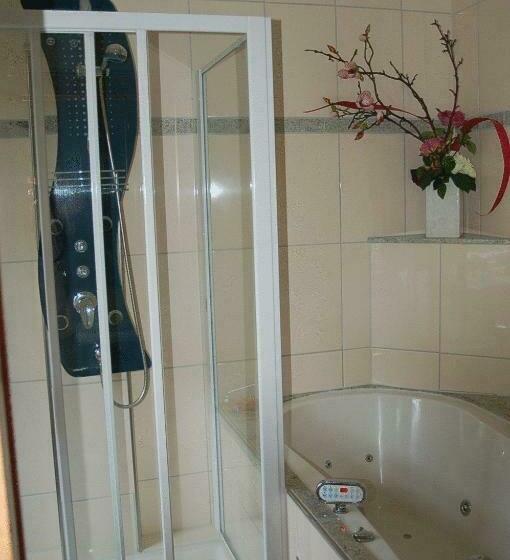 Standard Quadruple Room, Waldgasthaus & Berghotel Steinerne Renne