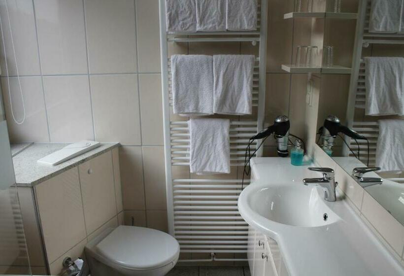 Standard Quadruple Room, Waldgasthaus & Berghotel Steinerne Renne