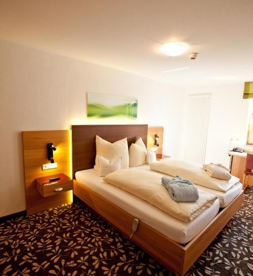 חדר סופריור לארבעה, Und Appartementhof Waldeck