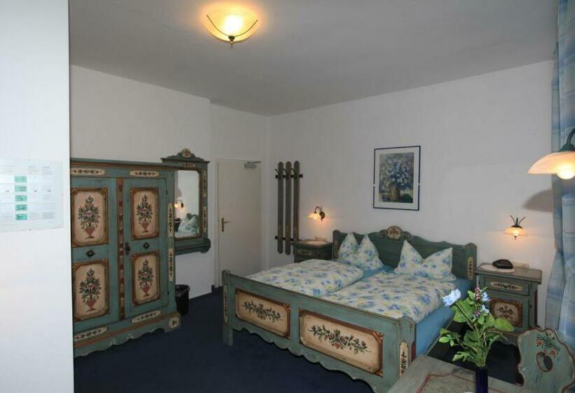 Номер Комфорт, Zur Post