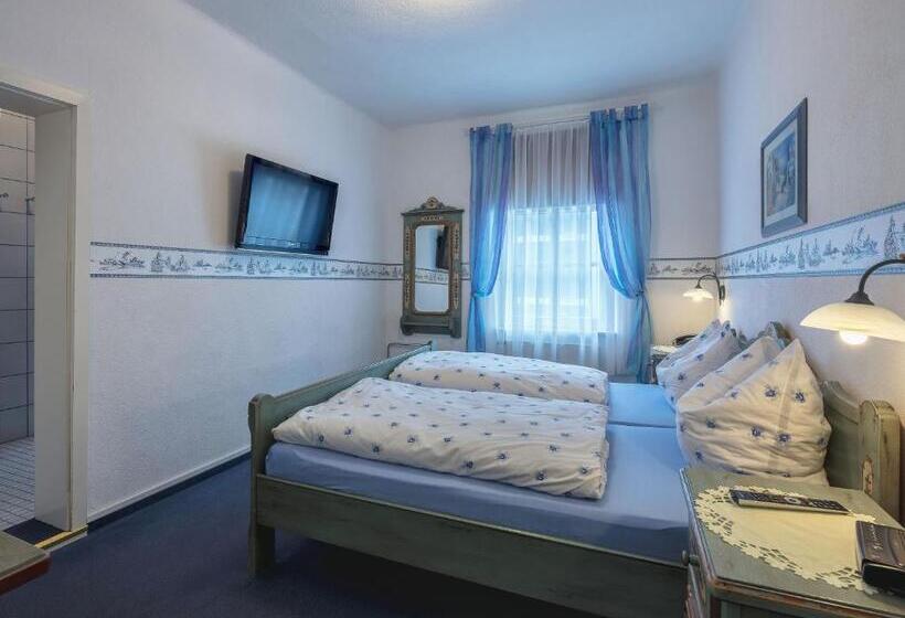 Номер Стандарт, Zur Post