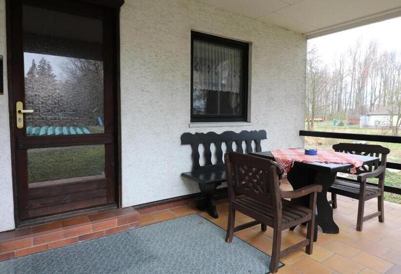 بنجلو قياسى, Spreewaldhotel Garni Raddusch