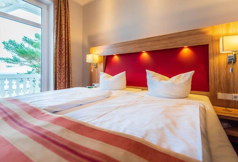 اتاق راحتی با چشم‌انداز دریا, Strandhotel Zur Promenade
