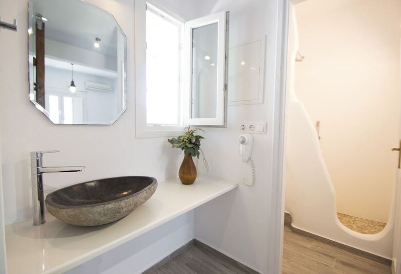 Standard Studio, Alexandros Mykonos