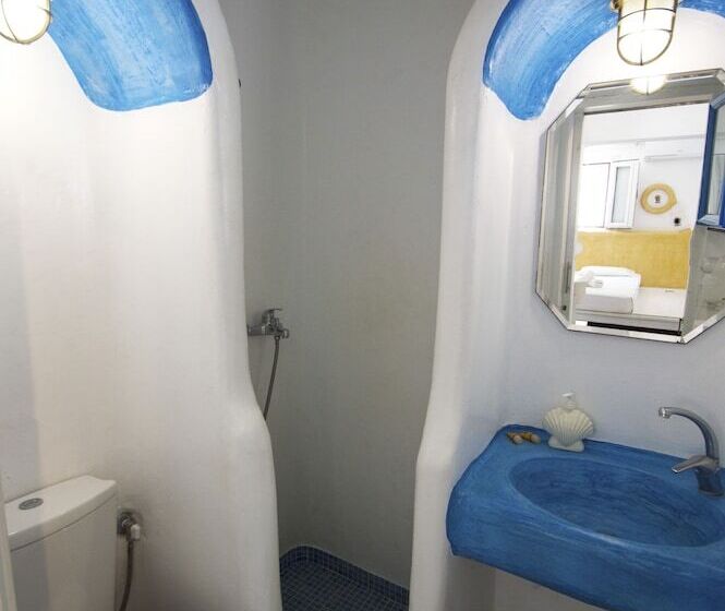 Estudio Estándar, Alexandros Mykonos