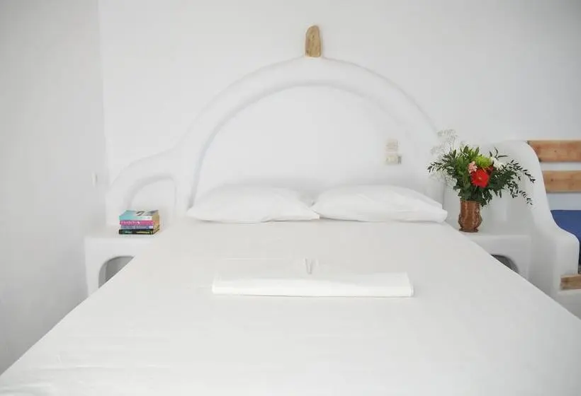 استودیوی استاندارد, Alexandros Mykonos