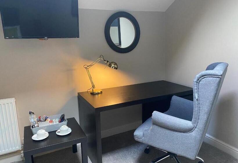 آپارتمان 1 خوابه, The White Swan, Yeadon