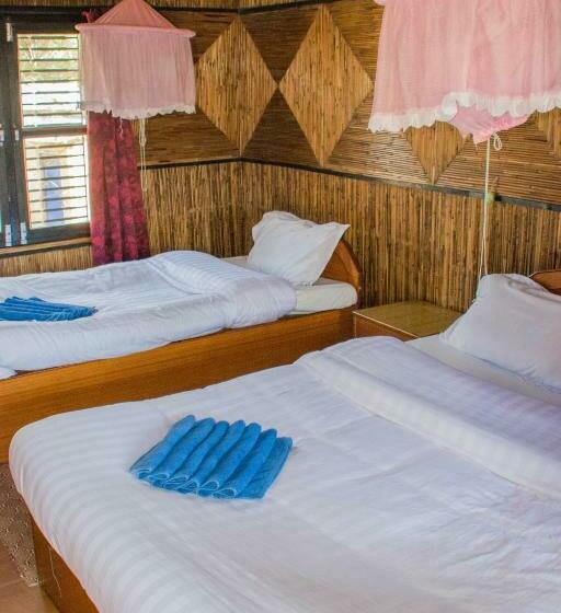 اتاق لوکس, Chitwan Tiger Camp