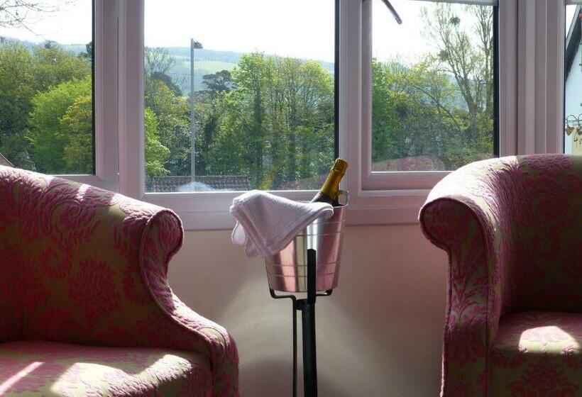 带大床的标准间, Gordons