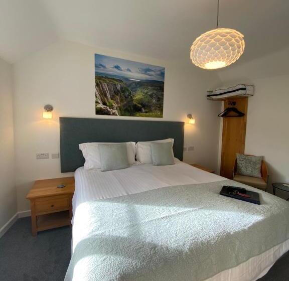 带大床的标准间, Gordons