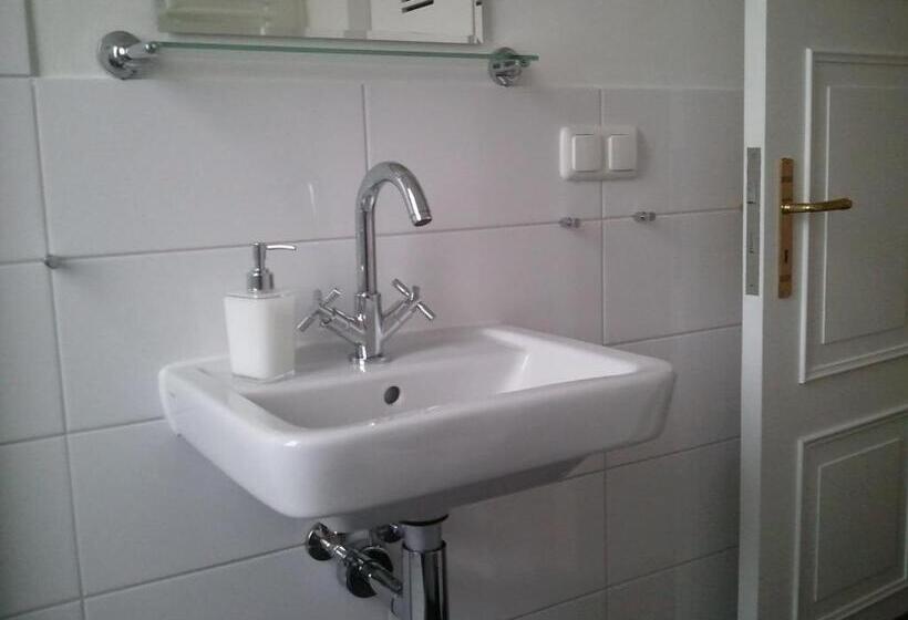 Апартаменты Superior 1 Спальня, Hugos Haus & Berthas Haus