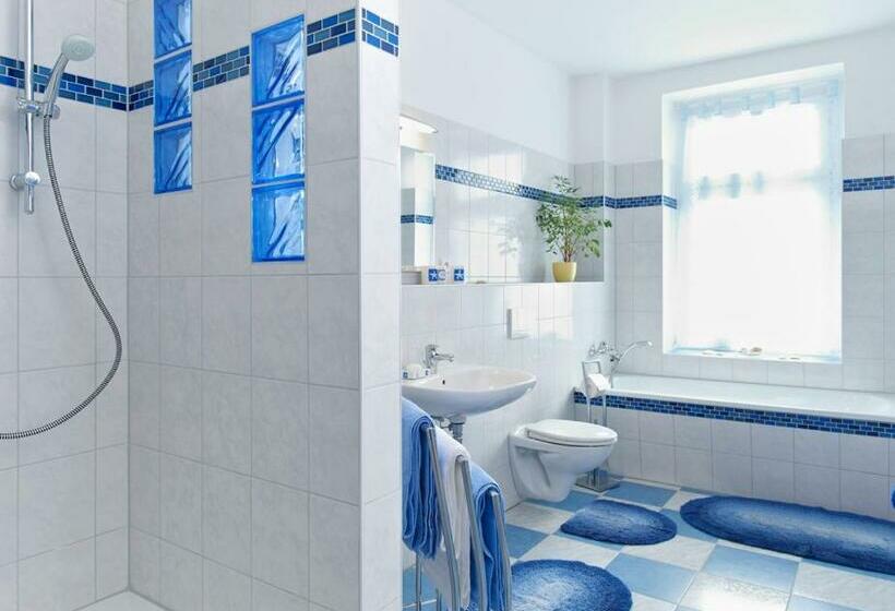 Апартаменты 2 Спальни, Auenwald Hotel Und Apartmenthaus