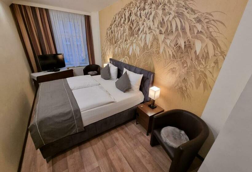 Апартаменты 3 Спальни, Auenwald Hotel Und Apartmenthaus