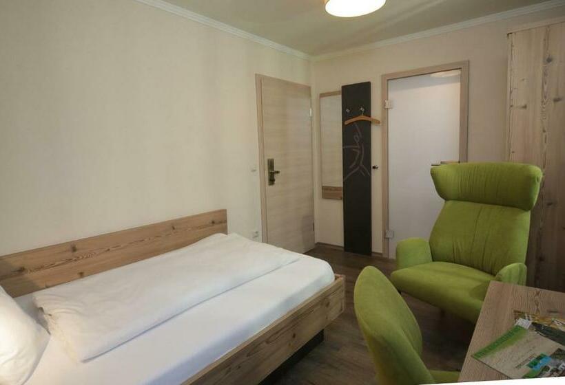 Номер Стандарт Индивидуальный с Балконом, Das Bayerwald