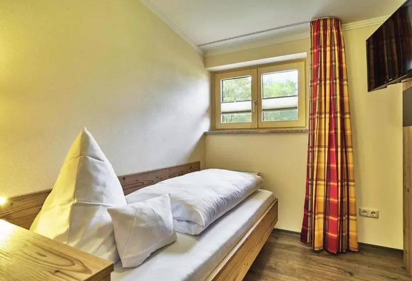 Standard Yhden Hengen Huone, Das Bayerwald