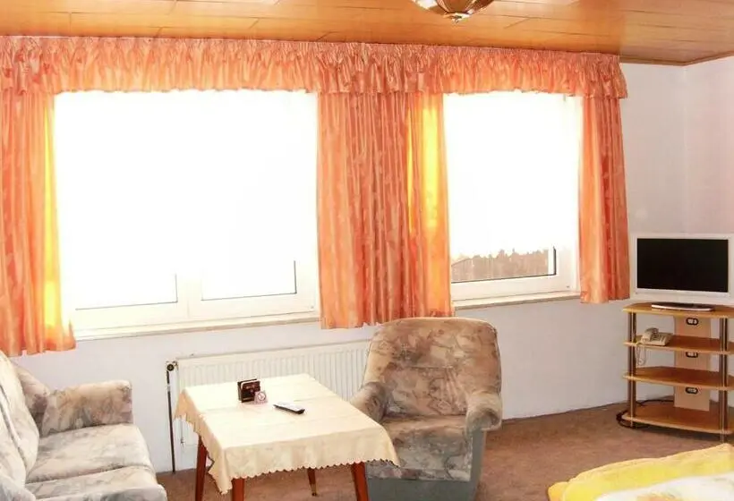 スタンダードシングルルーム, Elbterrassen Zu Brambach