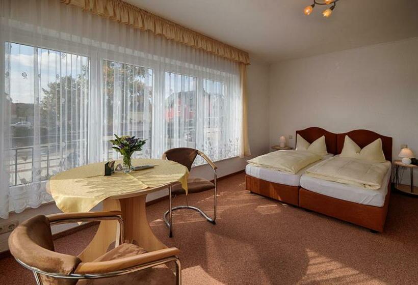 غرفة قياسية, Elbterrassen Zu Brambach