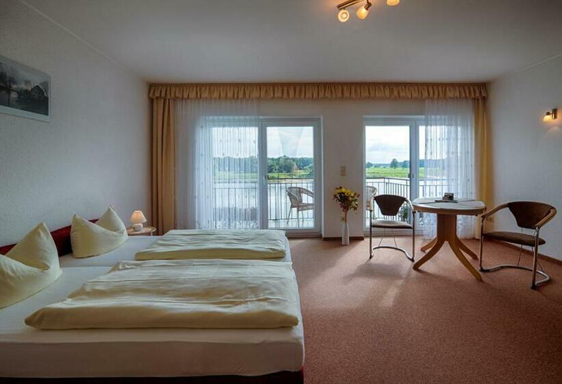 غرفة قياسية, Elbterrassen Zu Brambach