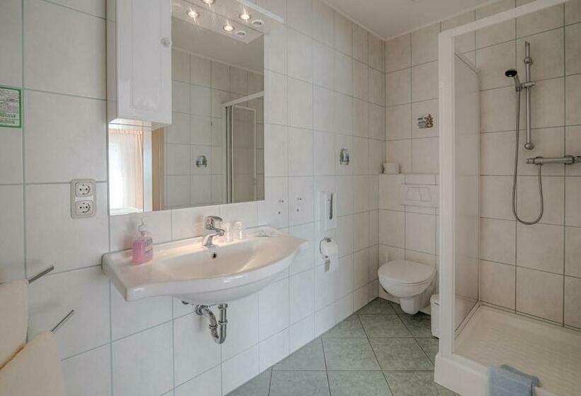 标准间, Elbterrassen Zu Brambach
