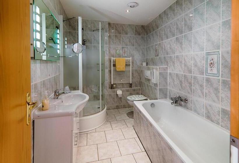 شقة غرفة واحدة, Elbterrassen Zu Brambach