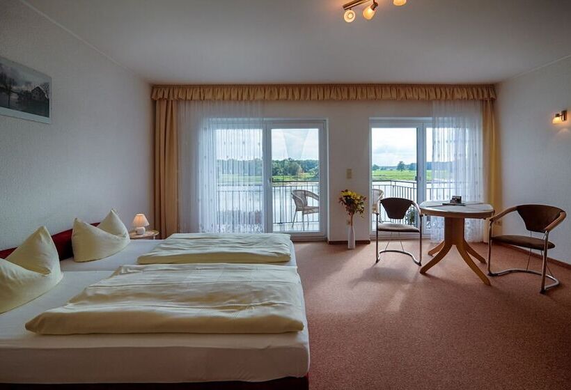 غرفة قياسية, Elbterrassen Zu Brambach