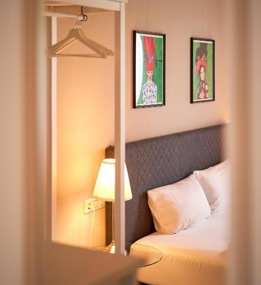 חדר סטנדרט לשלושה, Landgasthof Hirsch