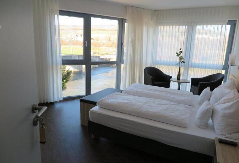 Quarto Superior, Landgasthof Zum Hirschen