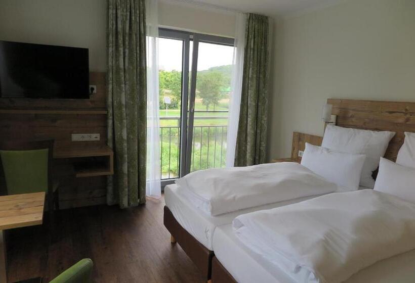 Quarto Superior, Landgasthof Zum Hirschen