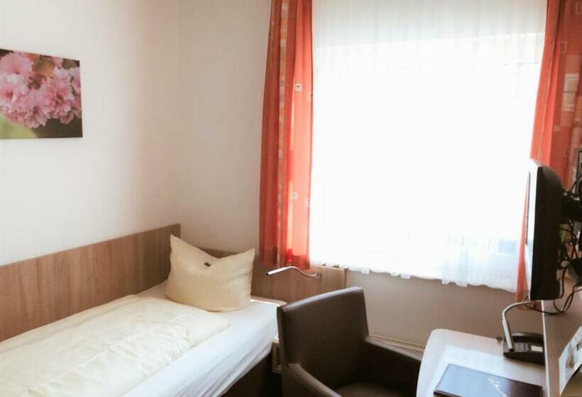 标准单人间, Pfennigskrug