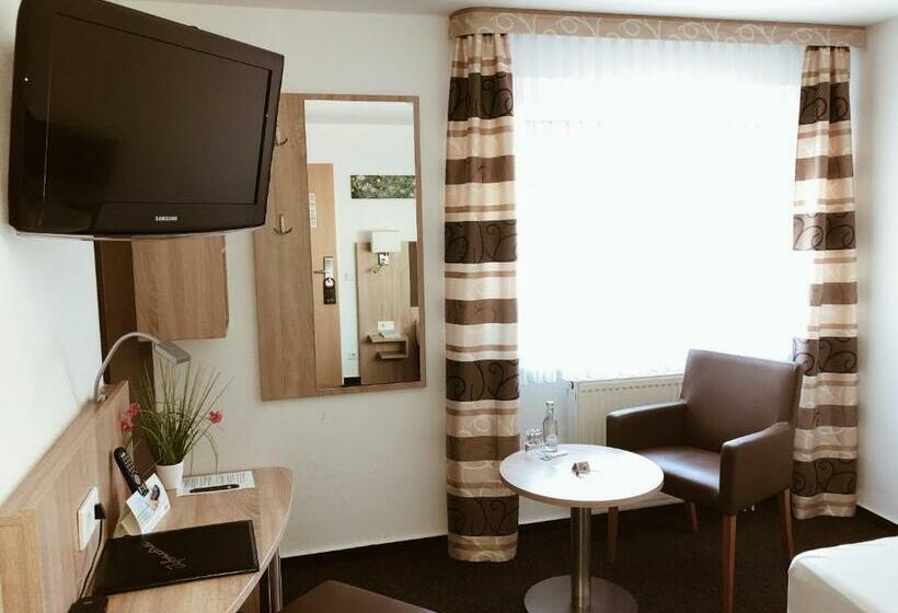 标准单人间, Pfennigskrug