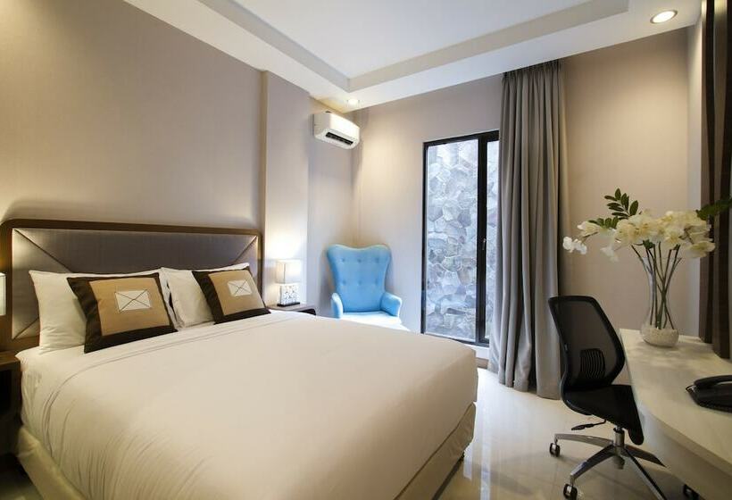 Camera Deluxe, Sawana Suites