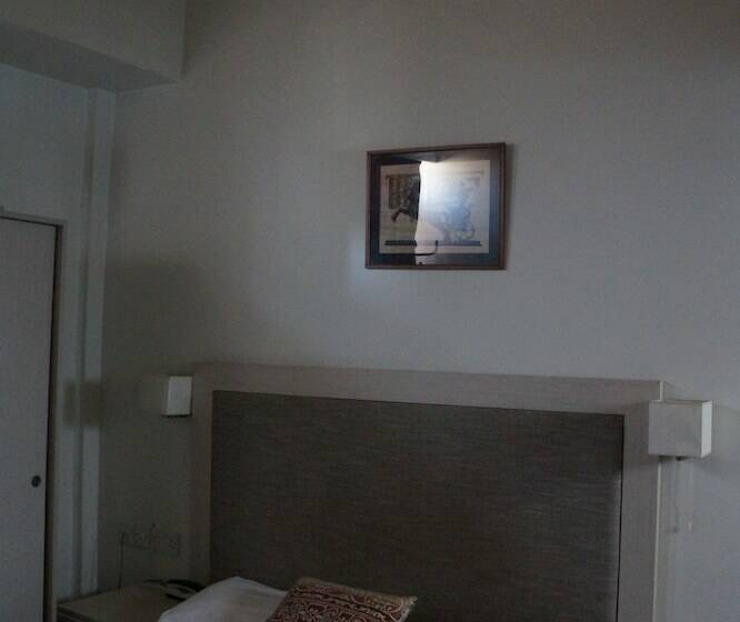 اتاق استاندارد یک نفره, Sky