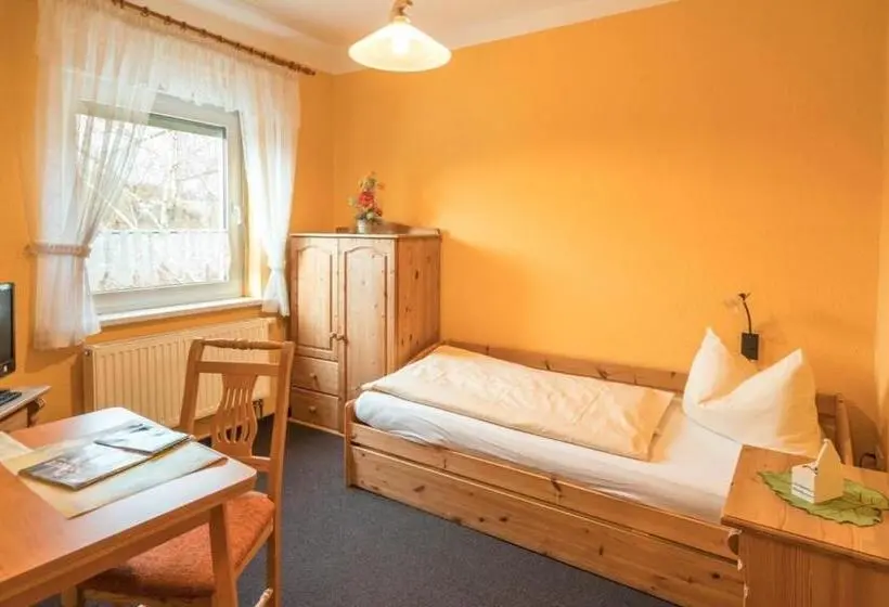 Standard Yhden Hengen Huone, Landhotel Weingut Schulze