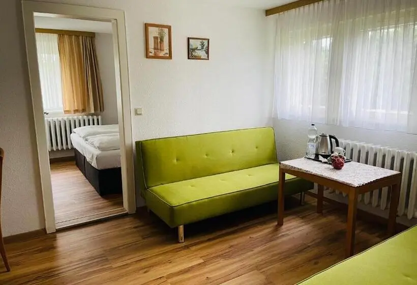Perhehuone, Landhotel Wettin